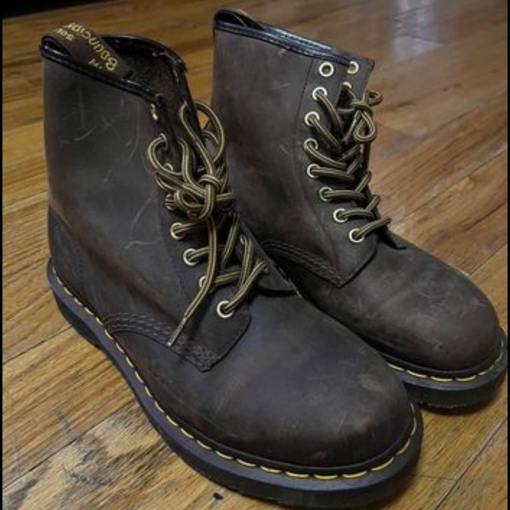 Doc Marten 1460 Brown Crazy Horse Boots